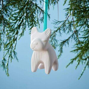 JONATHAN ADLER WHITE PORCELAIN FRENCH BULLDOG ORNAMENT NEW IN BEAUTIFUL BOX